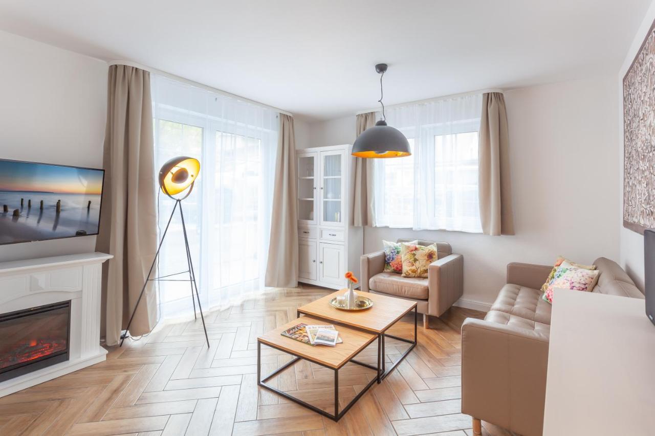 Kapitaenshaus Sellin Mit Sauna Und Kamin エクステリア 写真