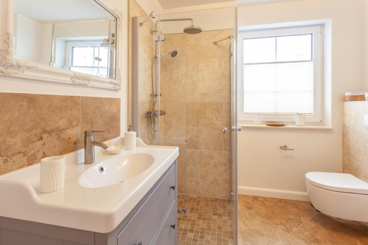 Kapitaenshaus Sellin Mit Sauna Und Kamin エクステリア 写真