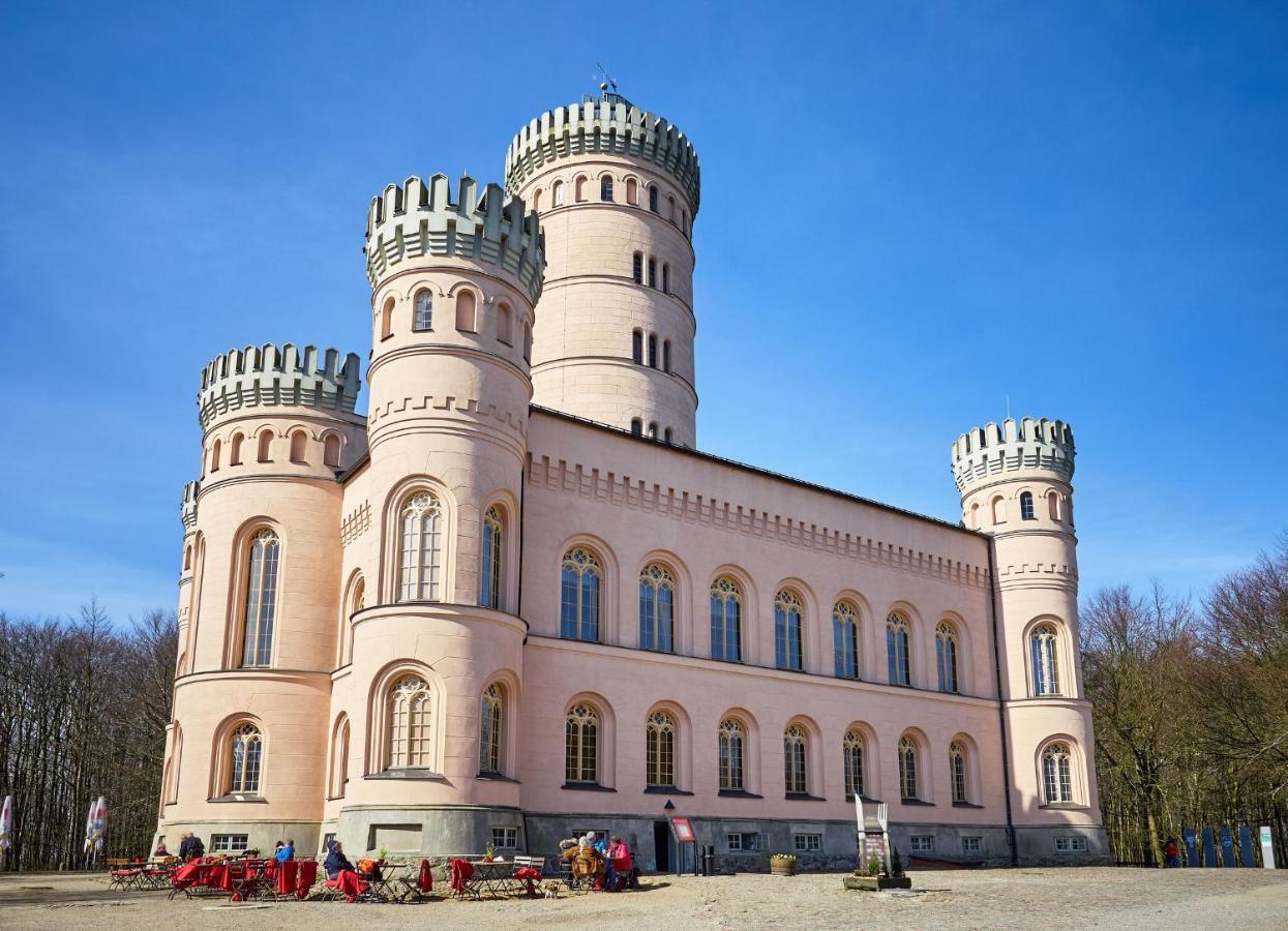 Kapitaenshaus Sellin Mit Sauna Und Kamin エクステリア 写真