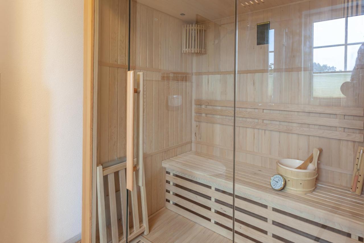 Kapitaenshaus Sellin Mit Sauna Und Kamin エクステリア 写真